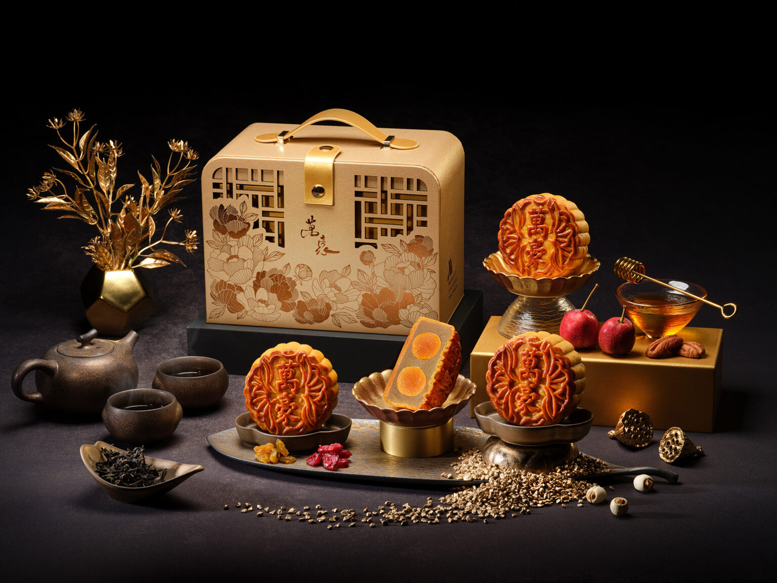 Premium Handcrafted Mooncakes | Singapore Marriott Tang Plaza Hotel